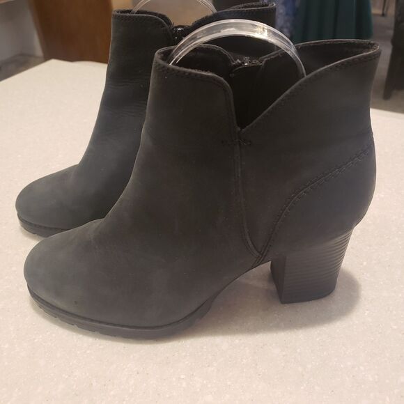 Clarks Collection Booties Verona Trish Women's Size 8.5 Black.  Heel. - Picture 1 of 8